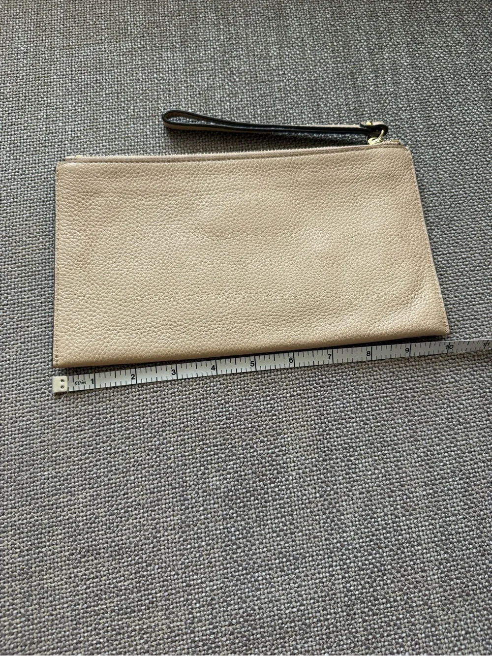 Michael Kors Tan Leather Gold Hardware Neutral Wristlet Wallet Clutch